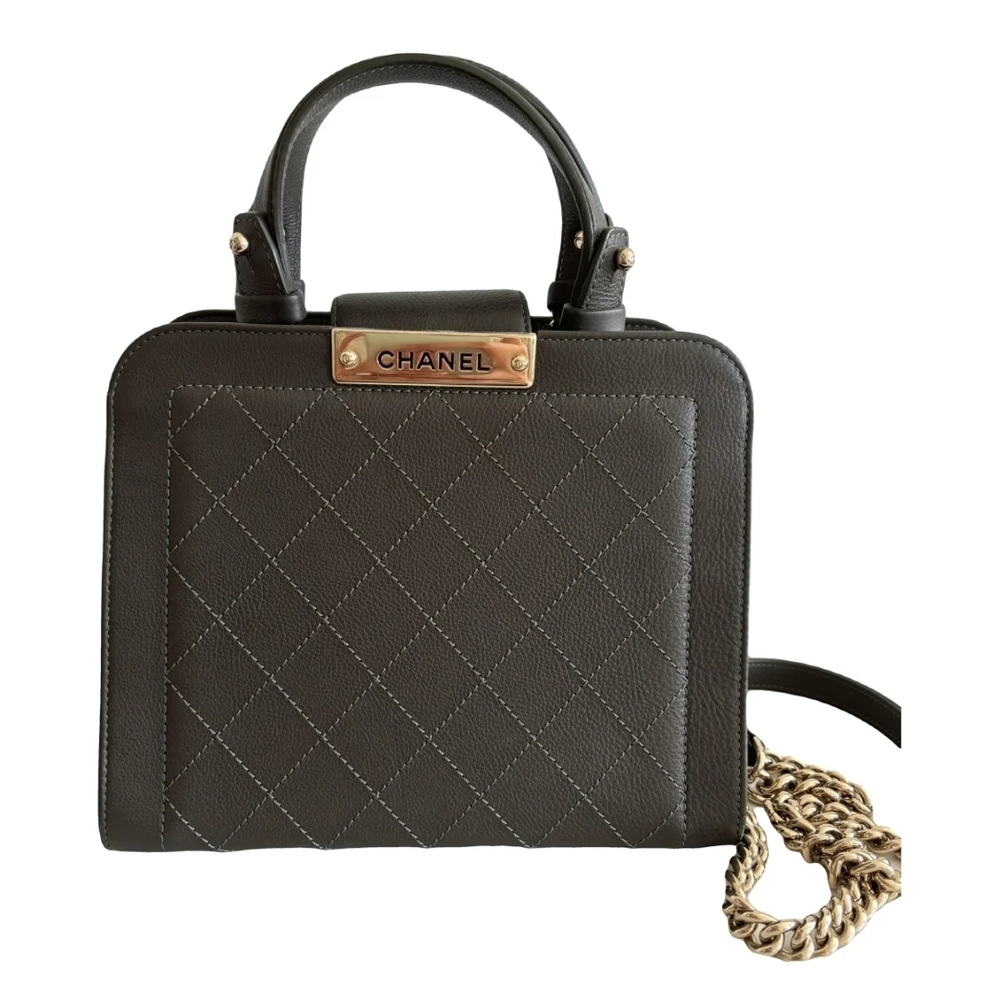 CHANEL Label Click Quilted Leather Small Tote Handbag